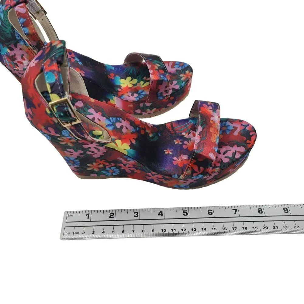 Unbranded Women's Wedge Sandal Pink Floral Pattern Size 8